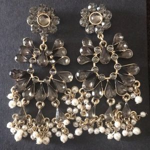 Gorgeous pierced chandelier earrings